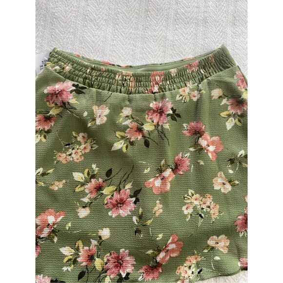 SPEECHLESS Girl’s SIZE 7 Button Front Top and Floral Skirt Set - Picture 5 of 8